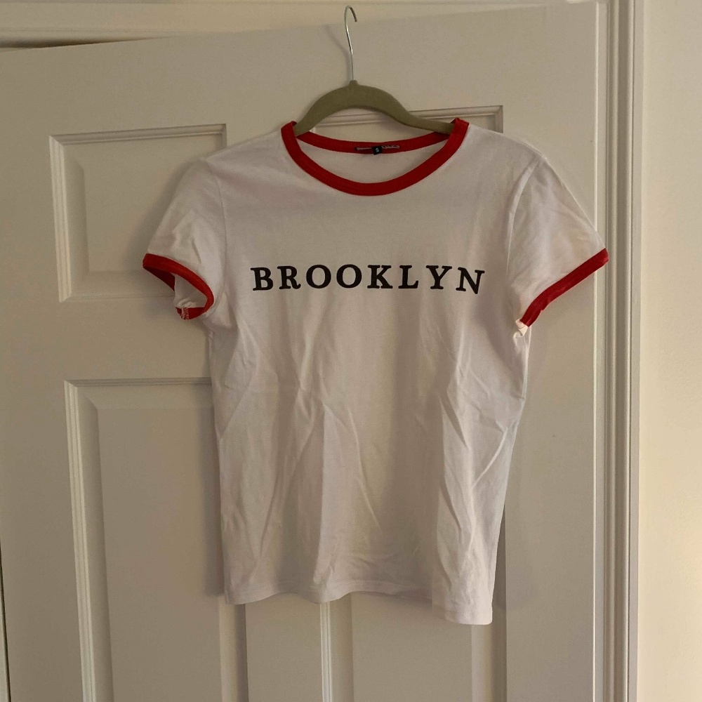 teeshirt top